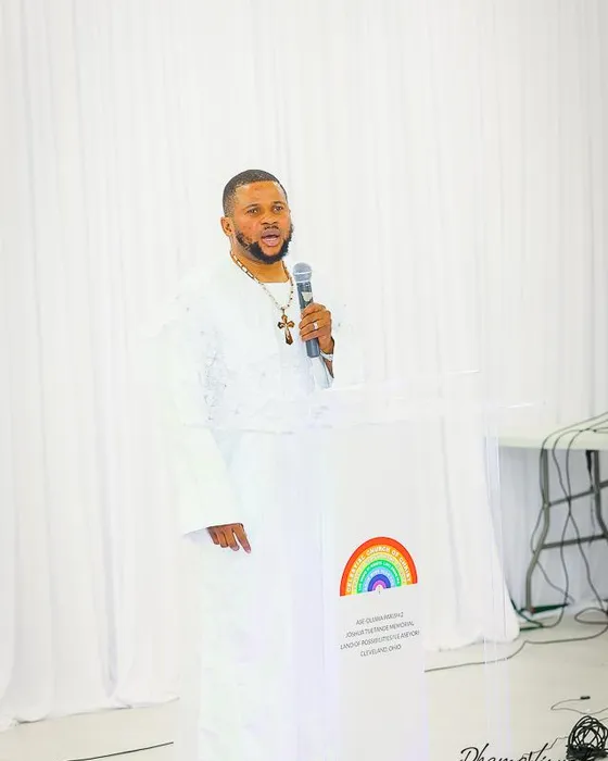 Prophet Dr. Tobi Joshua preaching at Ase Oluwa Parish 2